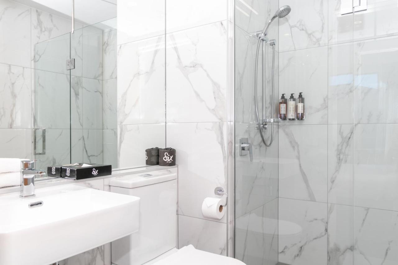 Christchurch City Hotel Екстер'єр фото