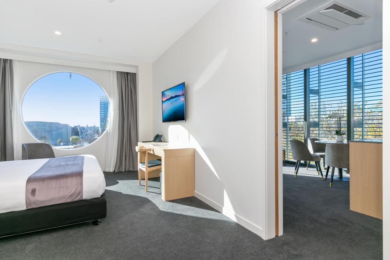 Christchurch City Hotel Екстер'єр фото