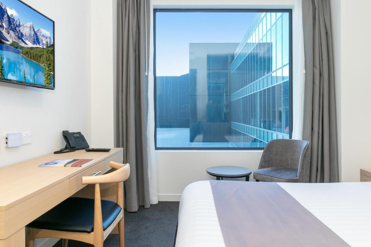 Christchurch City Hotel Екстер'єр фото